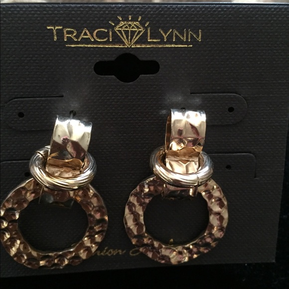 Jewelry - Picture 4 of 6